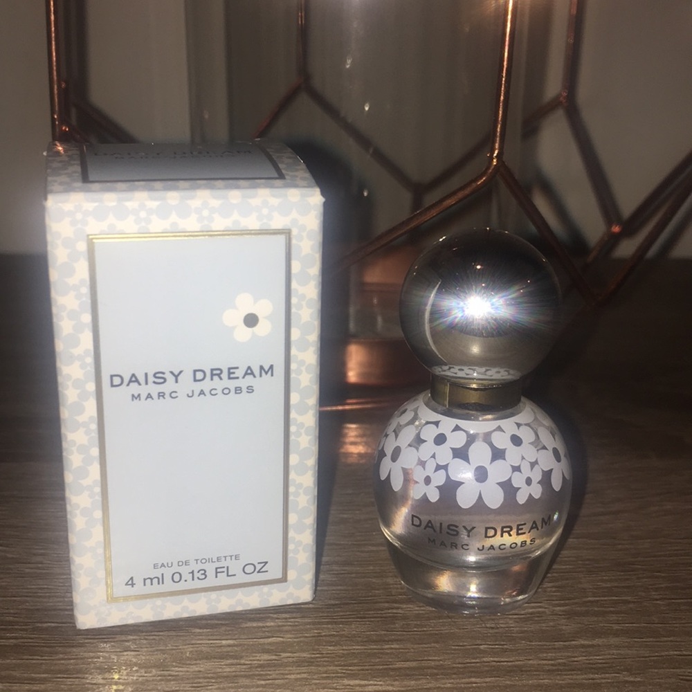 Daisy Dream Marc Jacobs 🌼